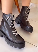 Coturno Preto Cano médio Tratorado